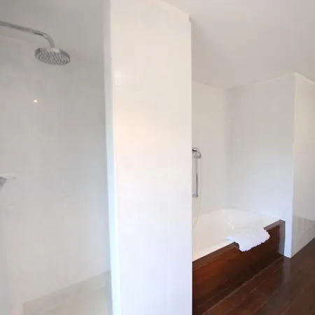 La Collina Villa *