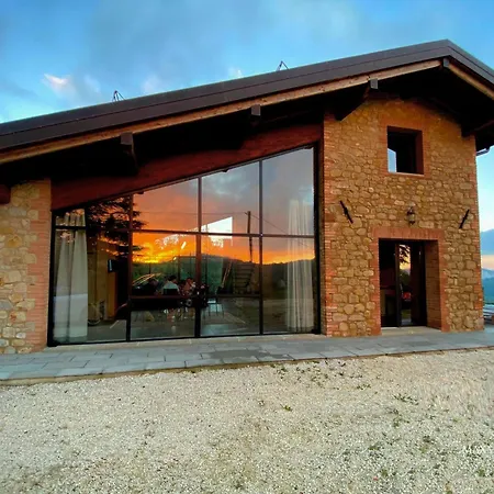 La Collina Вилла Дзокка