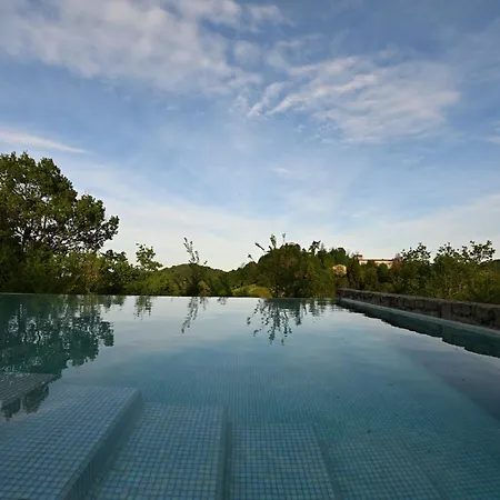 La Collina Villa